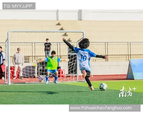 足球有20的魅力与挑战探讨如何提升青少年足球水平与参与热情